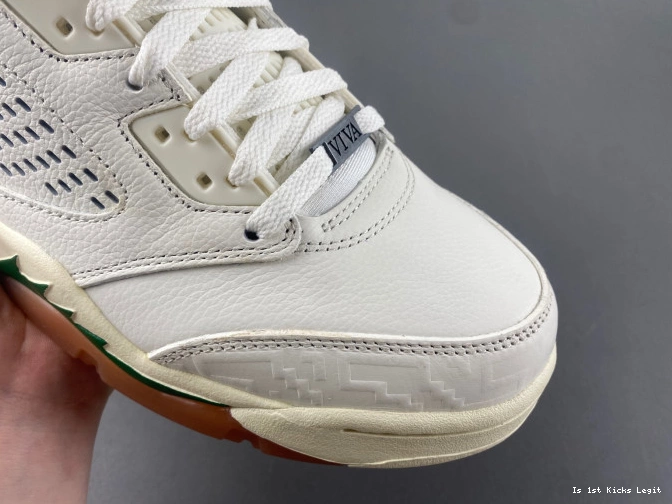 El HF8833-100 5 Grito Jordan Air 0620